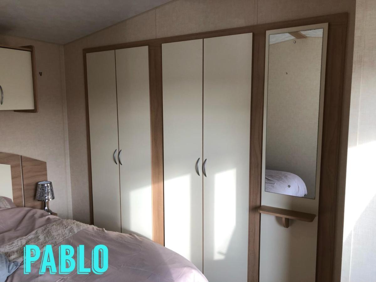 Towyn Six Berth En Suite Caravan Ριλ Εξωτερικό φωτογραφία