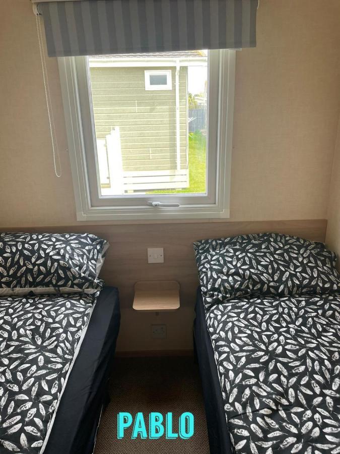 Towyn Six Berth En Suite Caravan Ριλ Εξωτερικό φωτογραφία