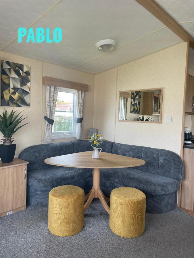 Towyn Six Berth En Suite Caravan Ριλ Εξωτερικό φωτογραφία