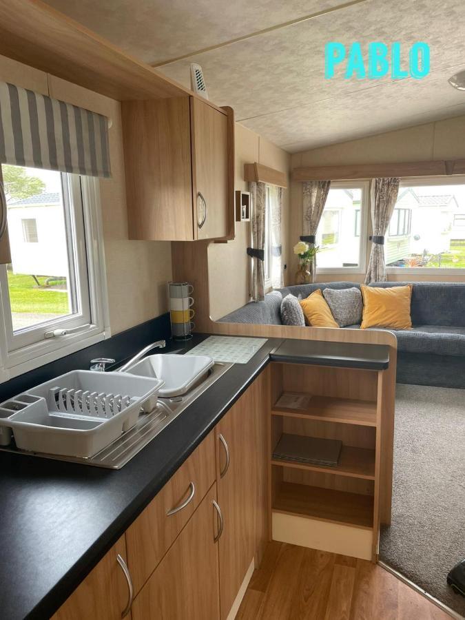 Towyn Six Berth En Suite Caravan Ριλ Εξωτερικό φωτογραφία